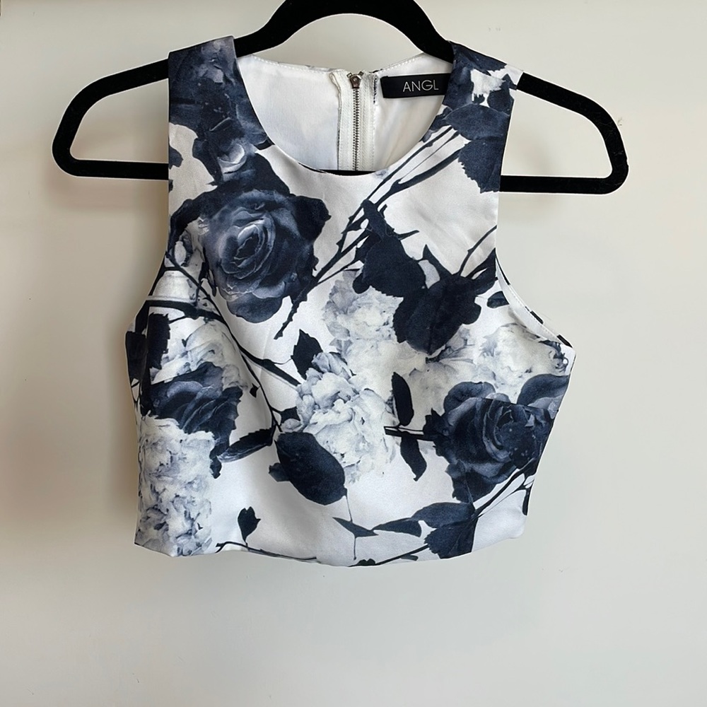 ANGL Crop Top